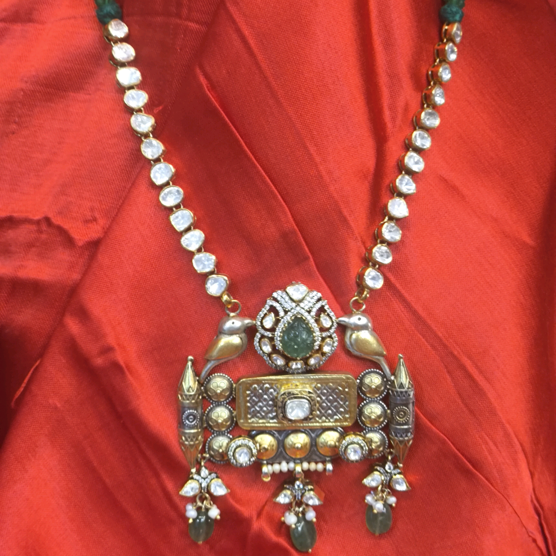 Moissanite Heritage Nacklace Set 